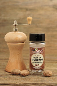Moulin à muscade Cook avec flacon et noix de muscade