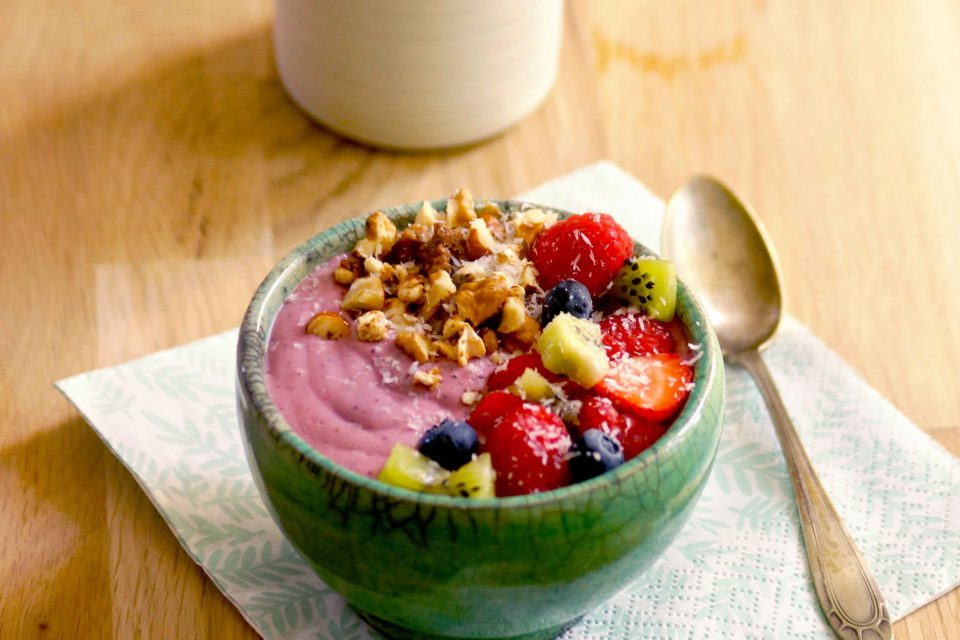 photo du plat smoothie bowl petit dejeuner hibiscus refresh