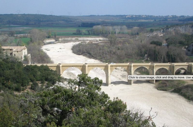 Pont du Gard étiage
