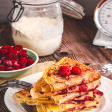 Crepes-framboise-et-gingembre-photo-Delphine-Pocard