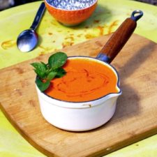 soupe-tomate-poivron-paprika-recette